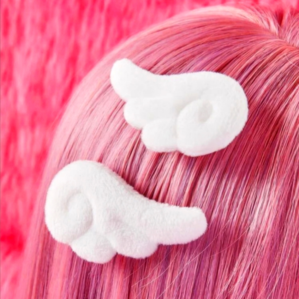 🧁 3/$30 Kawaii Super Soft Angel Wings Hair Barrettes x2 NEW